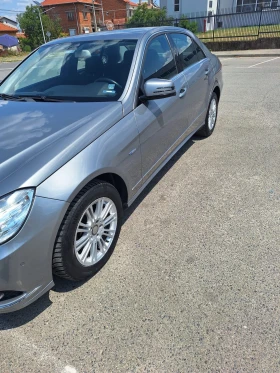 Mercedes-Benz E 220 E200 -136 кс -Реални км, снимка 2