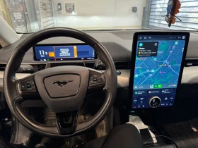 Ford Mustang Mach-E CARFAX* АВТОФИНАНСИРАНЕ БЕЗ ПЪРВОНАЧАЛНА ВНОСКА, снимка 6