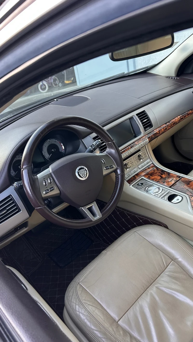 Jaguar Xf S, снимка 9 - Автомобили и джипове - 47869611