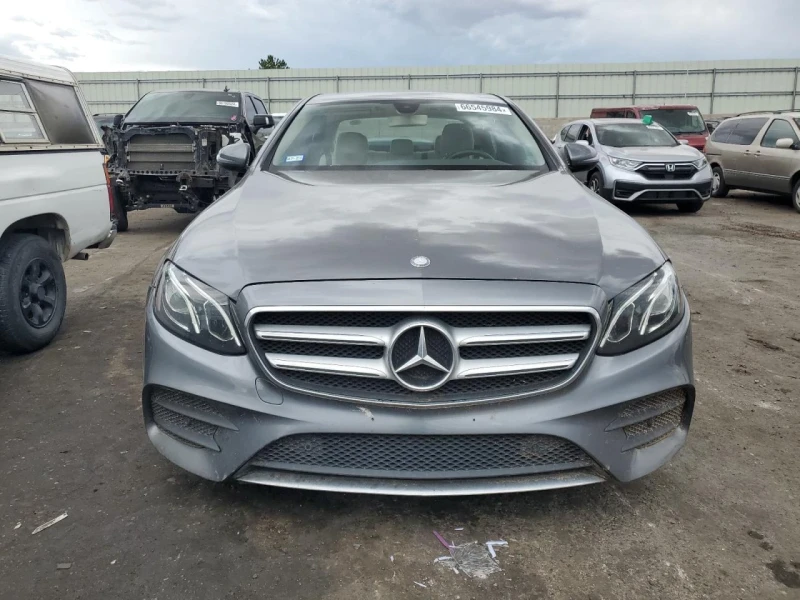 Mercedes-Benz E 300, снимка 2 - Автомобили и джипове - 48720779