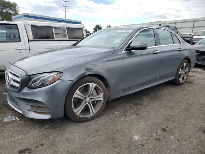 Mercedes-Benz E 300, снимка 3 - Автомобили и джипове - 48720779