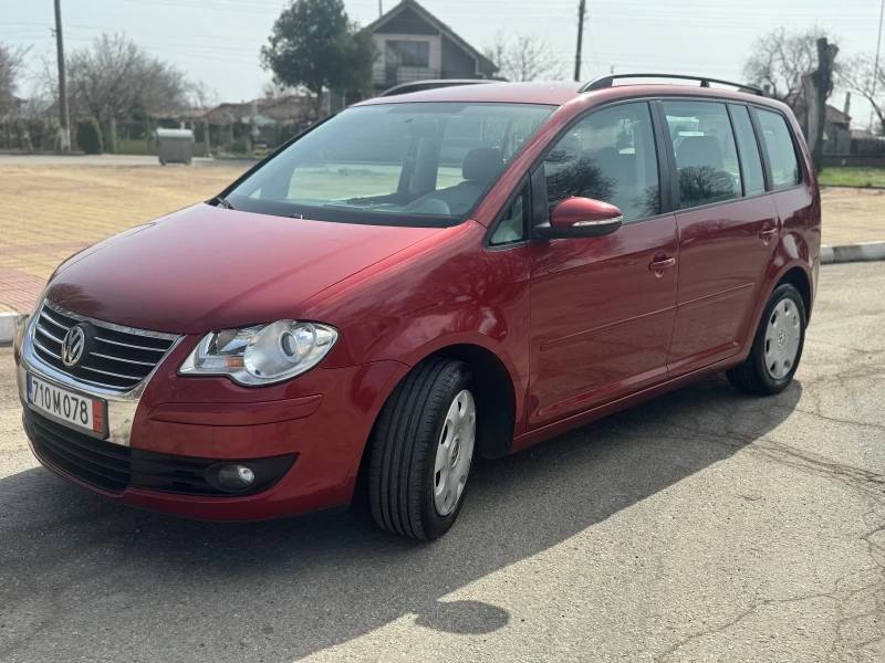 VW Touran 1.9 Tdi, снимка 2 - Автомобили и джипове - 49515956