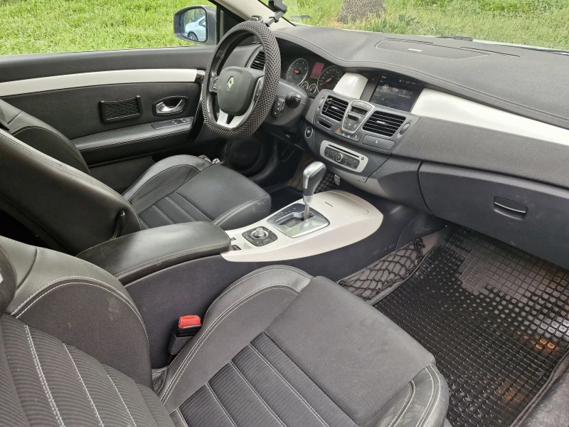 Renault Laguna Cupe, снимка 7 - Автомобили и джипове - 52417570