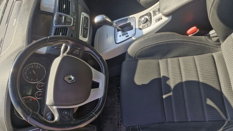 Renault Laguna Cupe, снимка 13 - Автомобили и джипове - 52417570