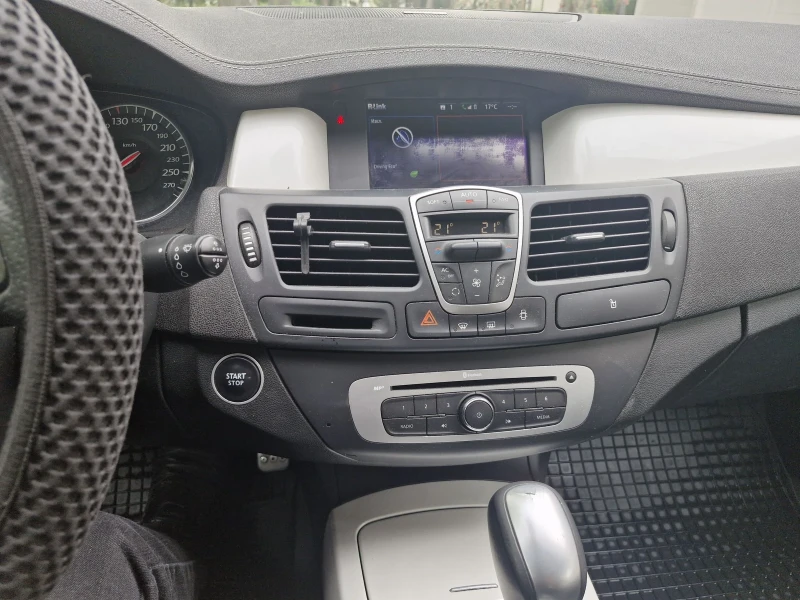 Renault Laguna Cupe, снимка 9 - Автомобили и джипове - 52417570