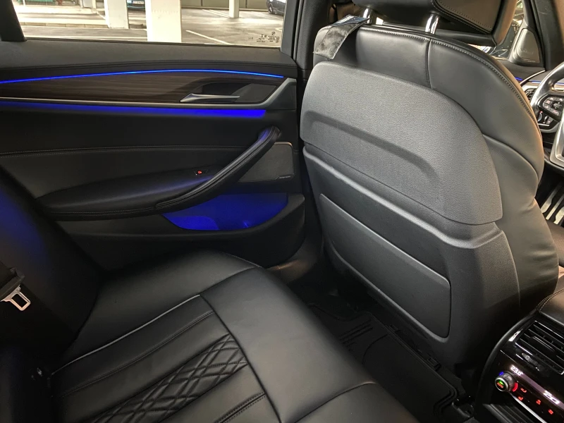BMW 530 M Performance Luxury Line , снимка 14 - Автомобили и джипове - 50446479