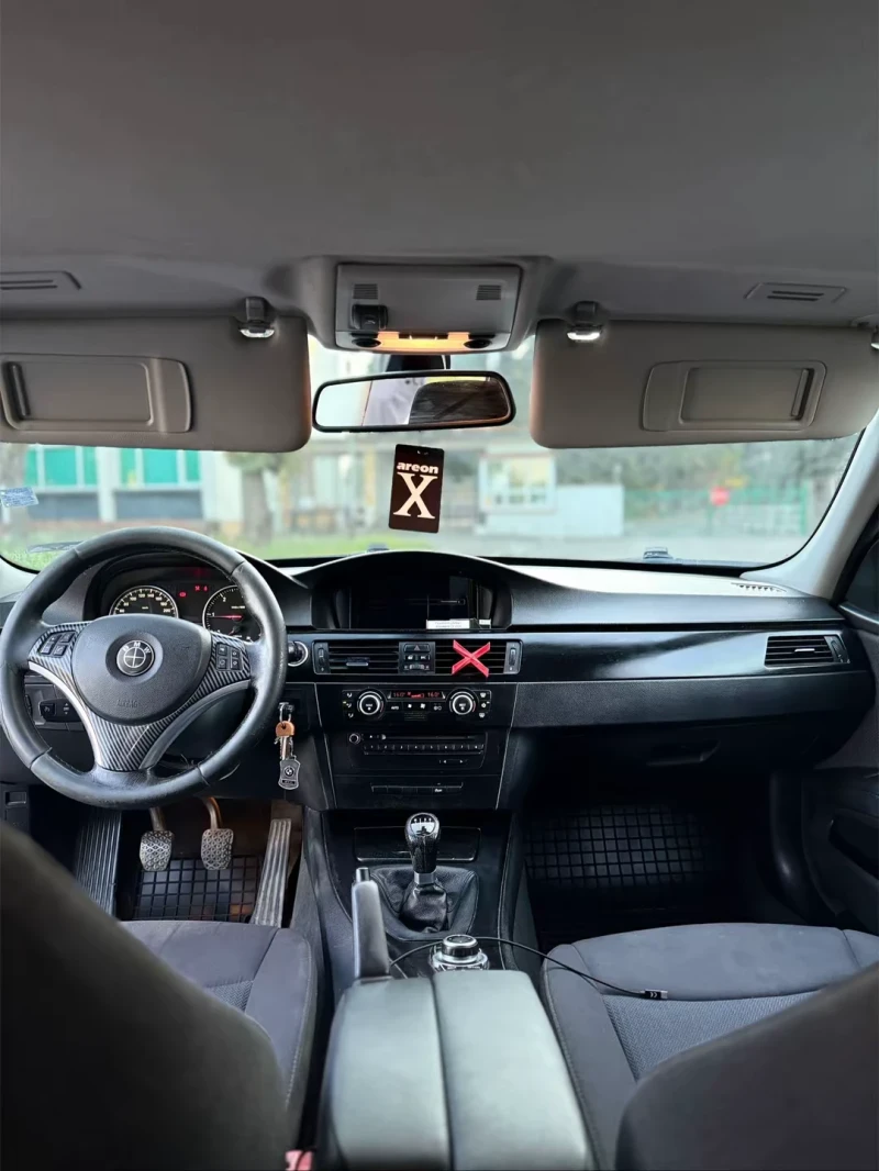 BMW 320, снимка 7 - Автомобили и джипове - 52794396