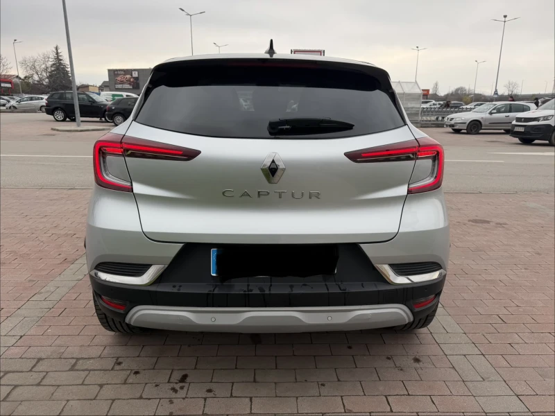 Renault Captur MildHibrid, снимка 4 - Автомобили и джипове - 52660611
