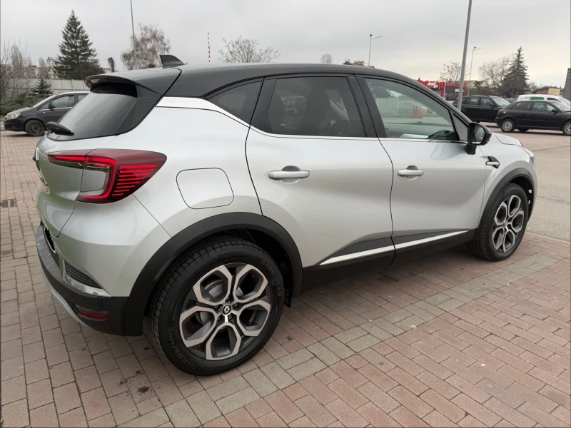 Renault Captur MildHibrid, снимка 5 - Автомобили и джипове - 52660611