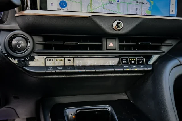 Toyota Crown SIGNIA LIMITED AWD* HYBRID* KEYLESS* , снимка 16 - Автомобили и джипове - 53767119