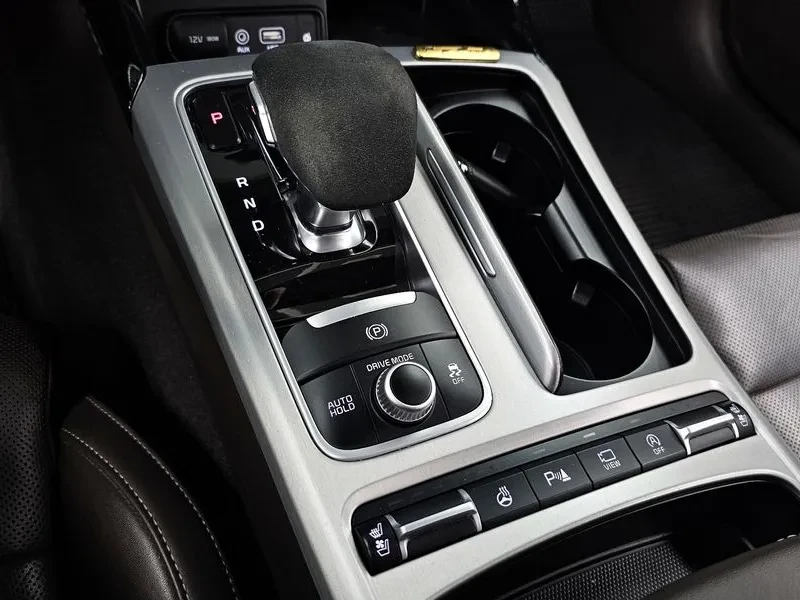 Kia Stinger 2.0 Turbo Awd Platinum, снимка 9 - Автомобили и джипове - 56118182