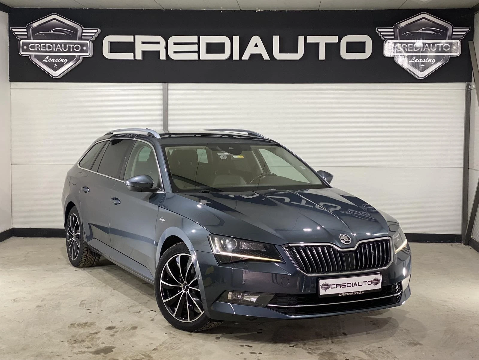 Skoda Superb 2.0TDI Lauren and Klement - изображение 3