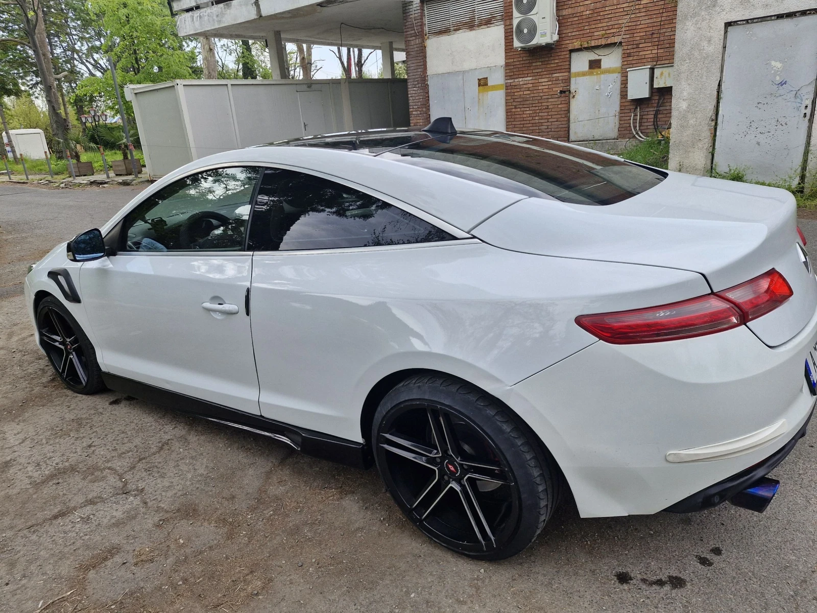 Renault Laguna Cupe - изображение 6