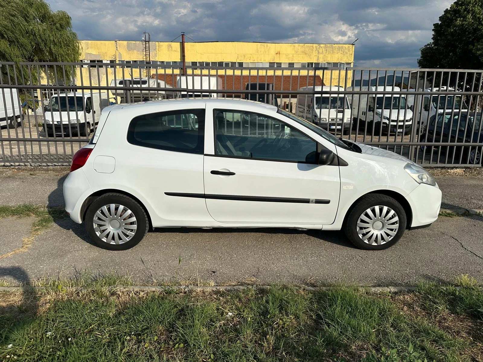 Renault Clio Товарно N1 1.5 DCI 50kW Климатик - изображение 4