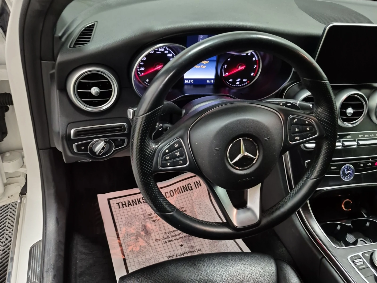 Mercedes-Benz C 300 * 4MATIC * CARFAX * ОПЦИЯ ЗА ФИНАНСИРАНЕ  - изображение 9