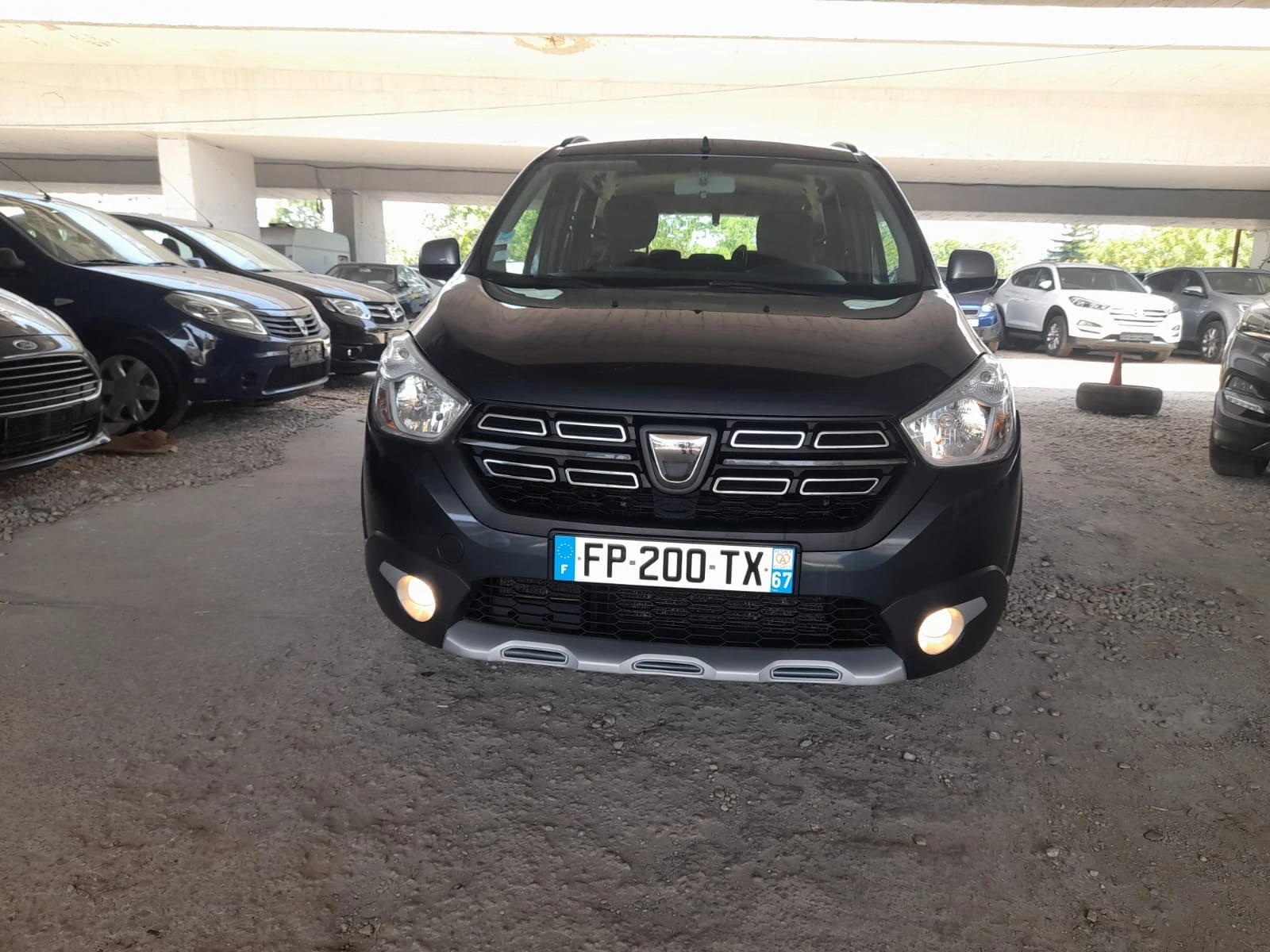 Dacia Lodgy Stepway1.5dci-115-NAVI-камера-6ск - изображение 2