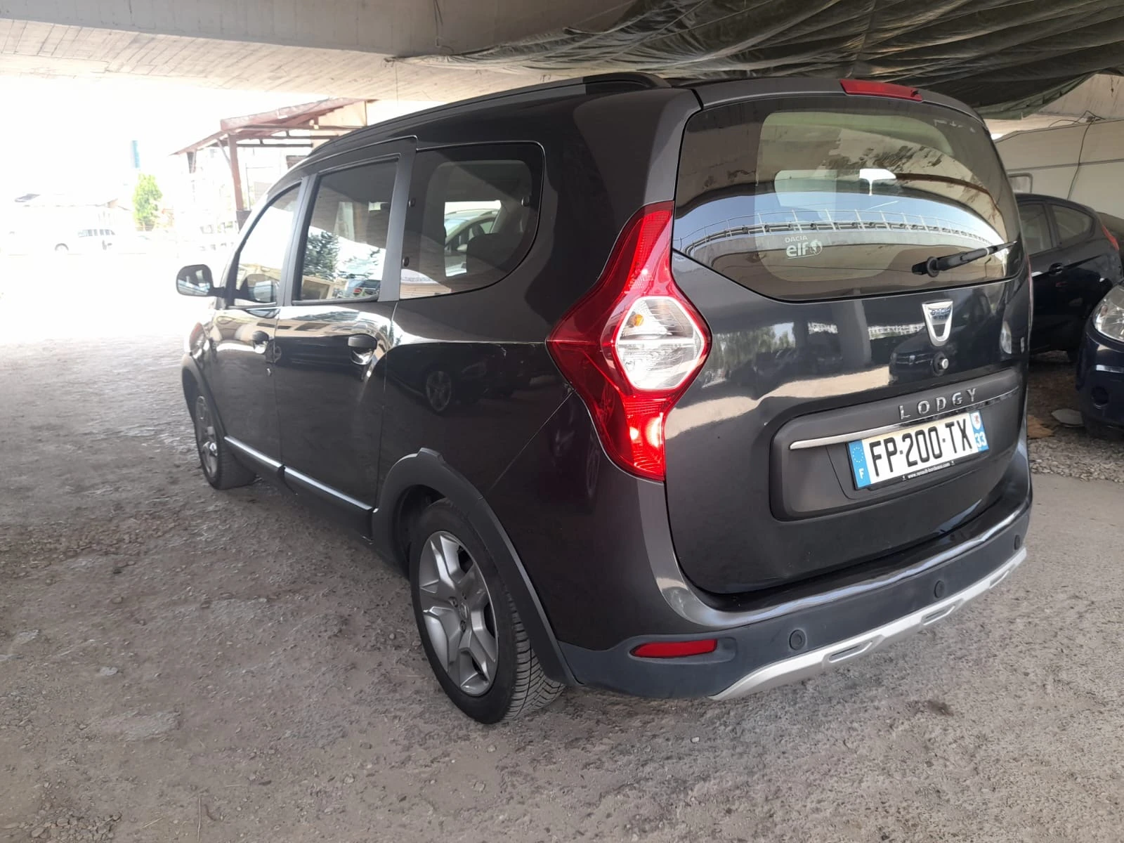 Dacia Lodgy Stepway1.5dci-115-NAVI-камера-6ск - изображение 7