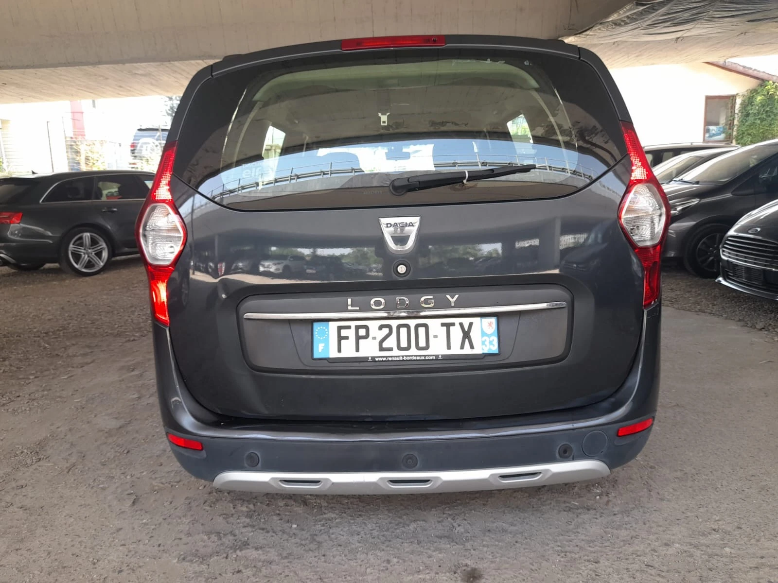 Dacia Lodgy Stepway1.5dci-115-NAVI-камера-6ск - изображение 6