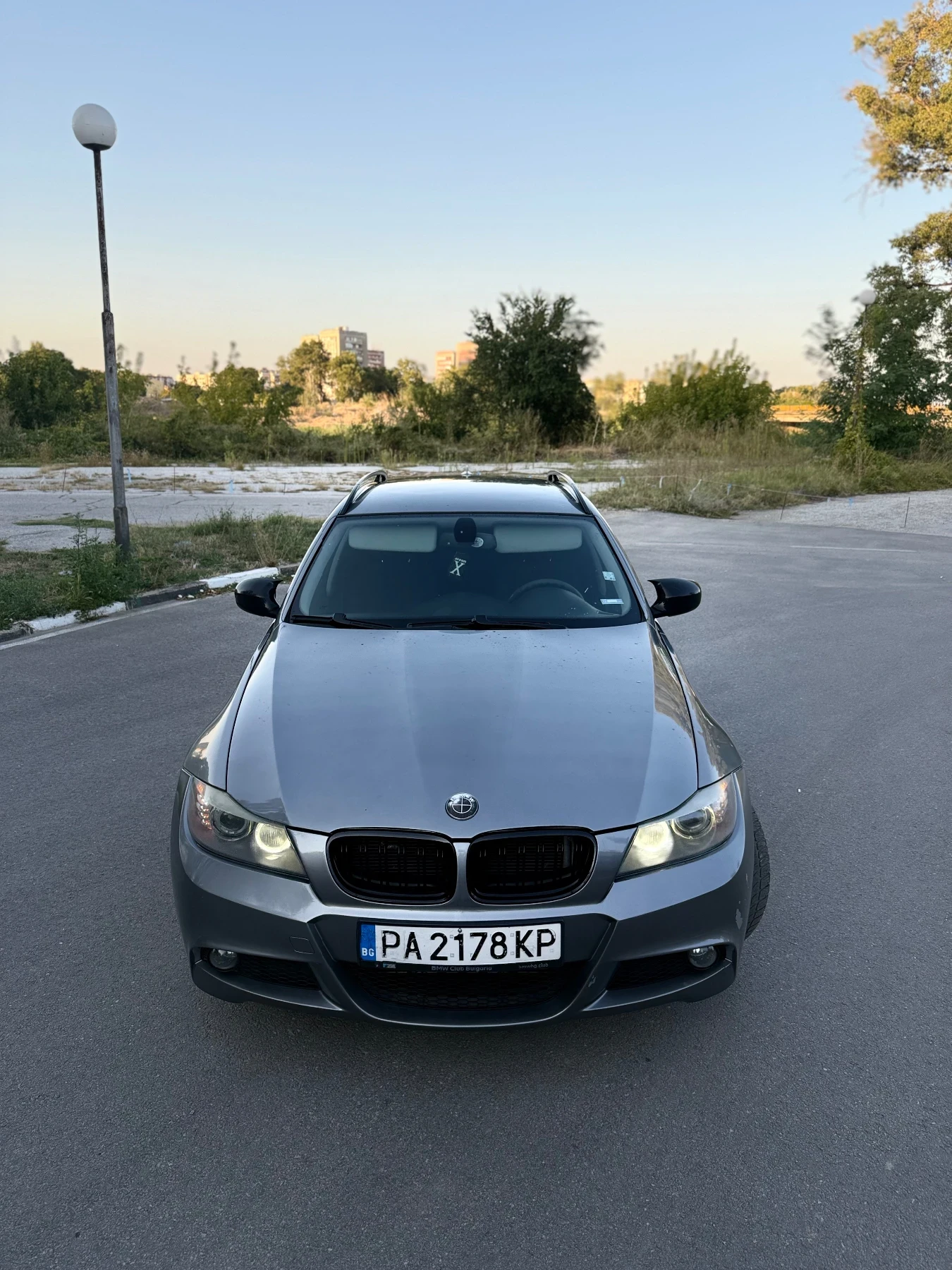 BMW 320  - изображение 2