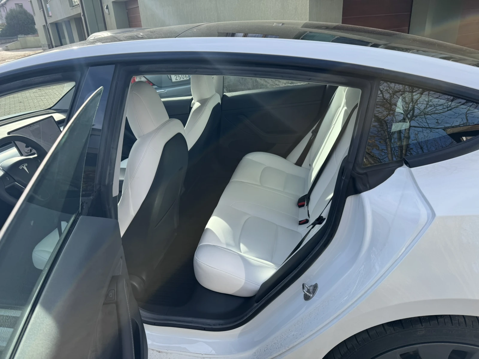 Tesla Model 3 PERFORMANCE | Mobile.bg   9