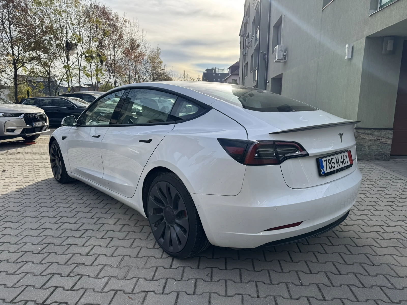Tesla Model 3 PERFORMANCE | Mobile.bg   3