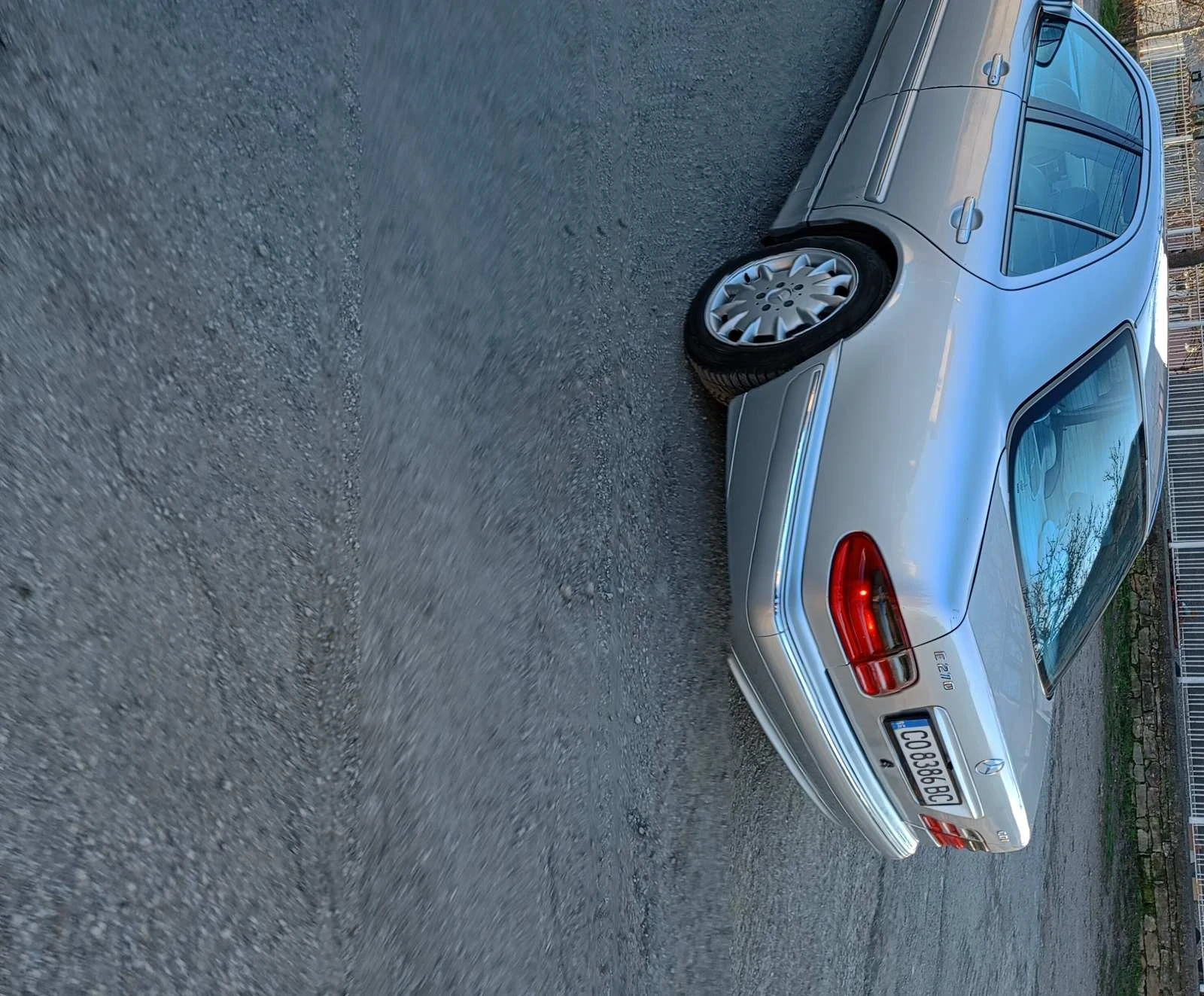 Mercedes-Benz E 270 | Mobile.bg � ����������� 11