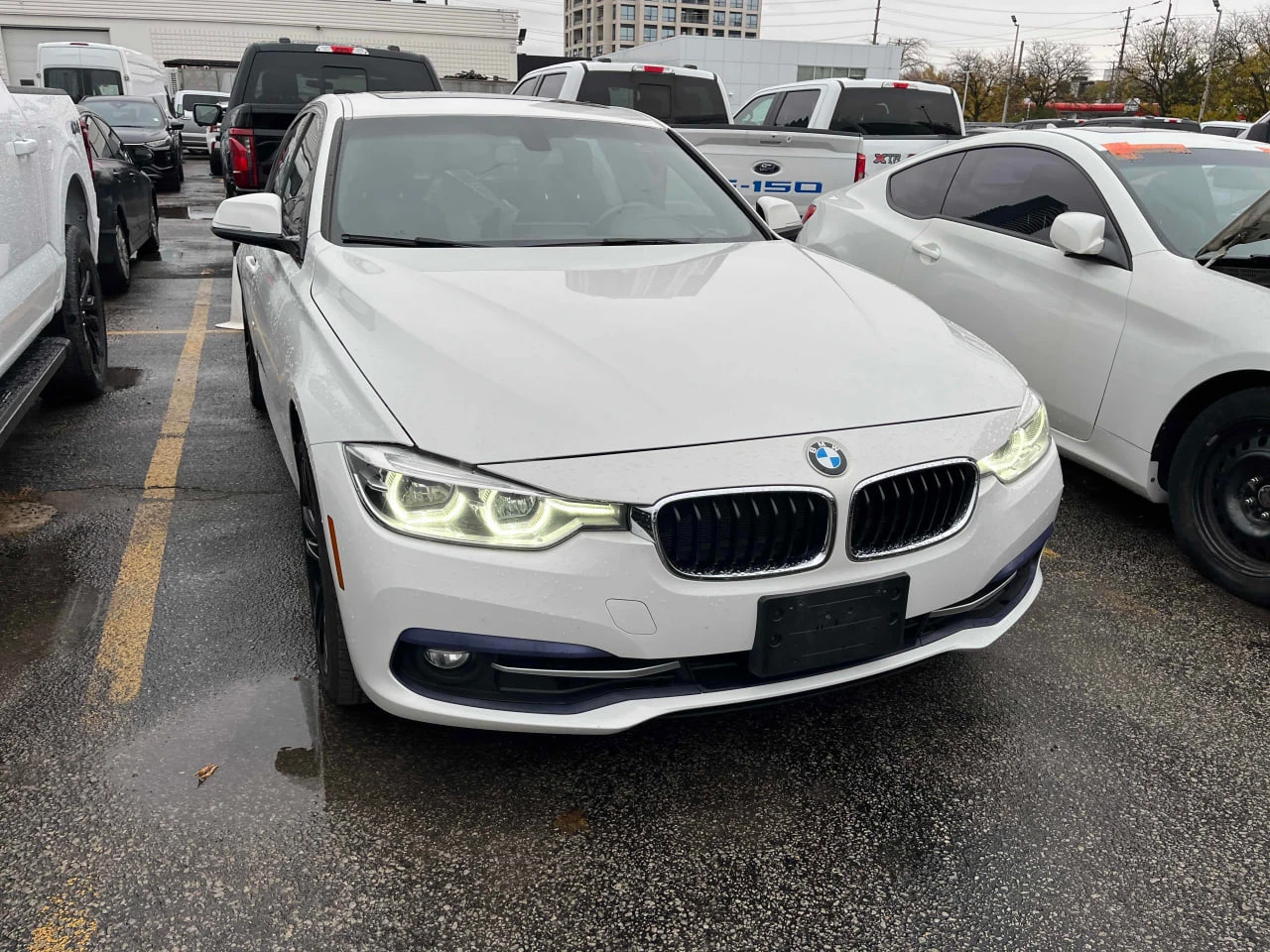 BMW 330 xdrive* CARFAX*     | Mobile.bg   6