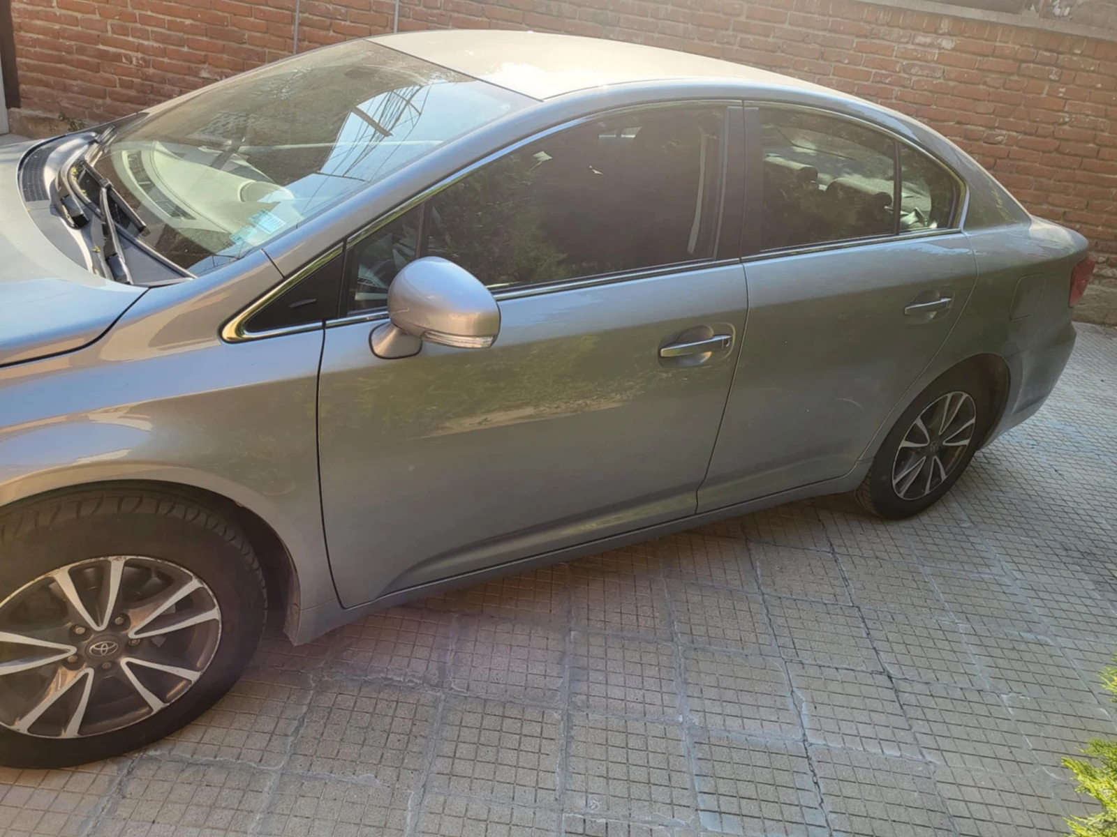 Toyota Avensis  - изображение 6