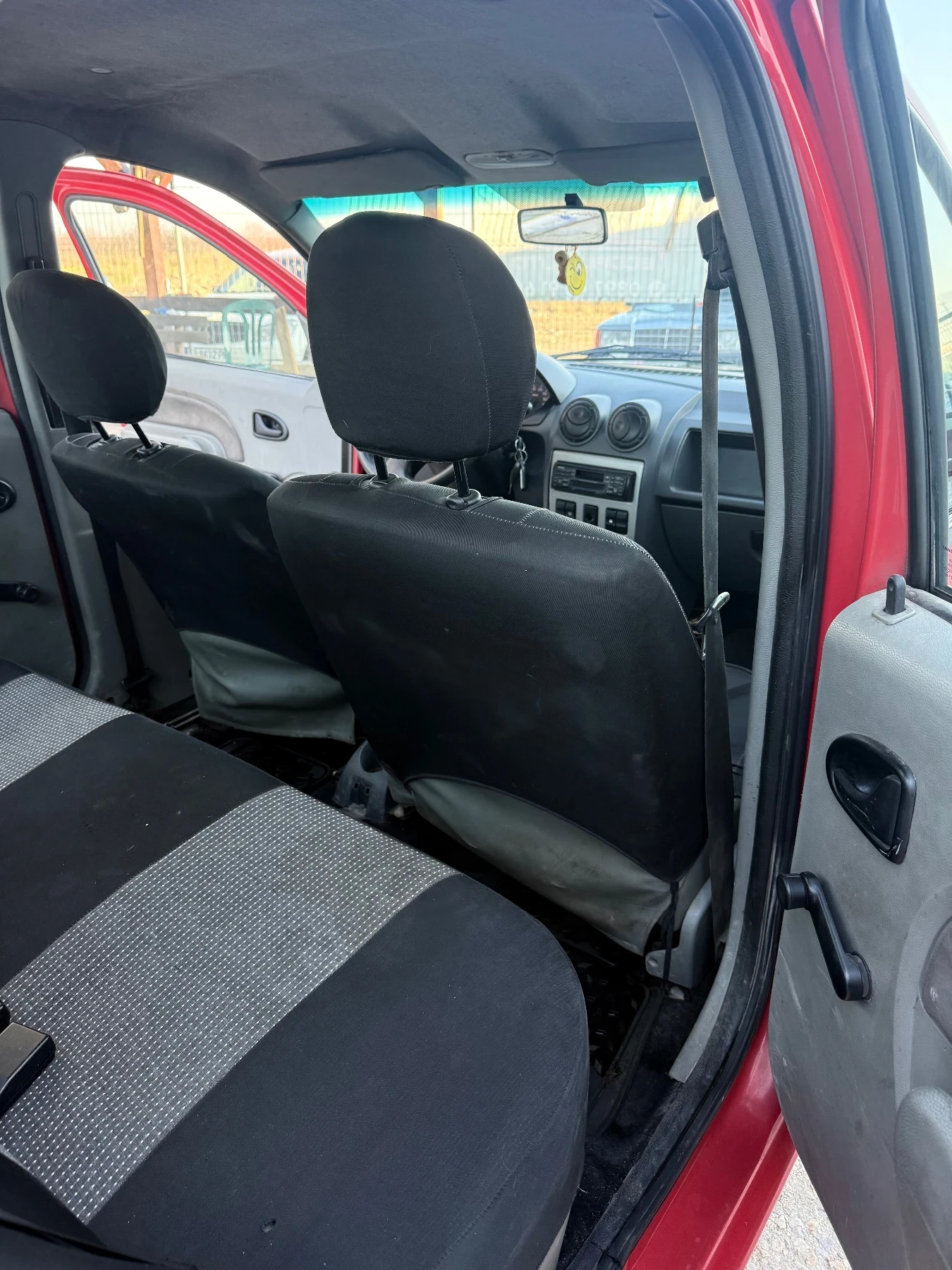 Dacia Logan 1.5DCi | Mobile.bg � ����������� 12