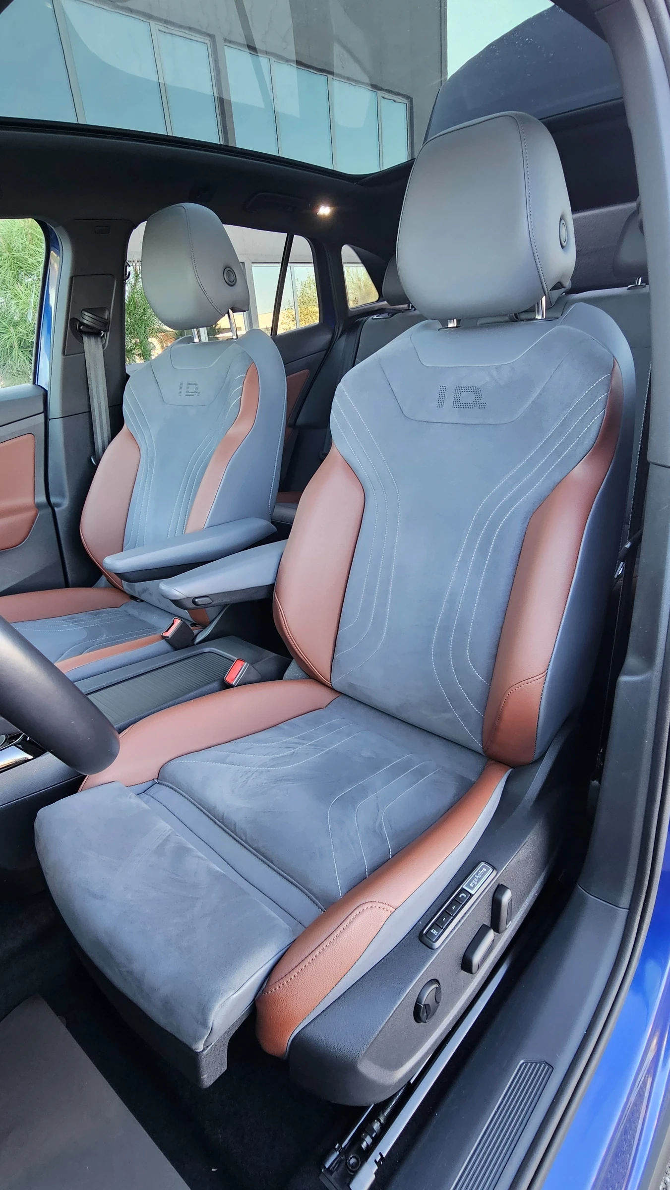 VW ID.4 Pro Performance Max/ Sportpaket/ Батерия 82кwh/, снимка 9 - Автомобили и джипове - 53392750