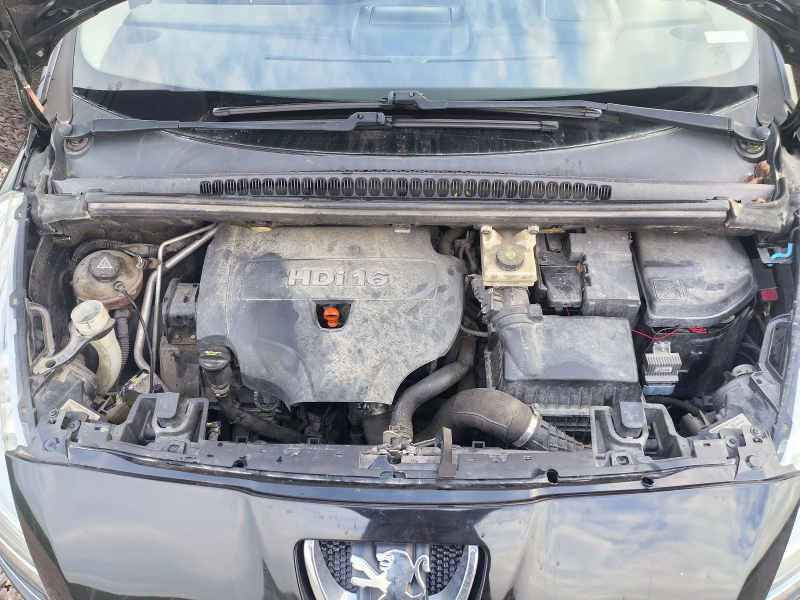 Peugeot 5008 2.0 Дизел - изображение 6