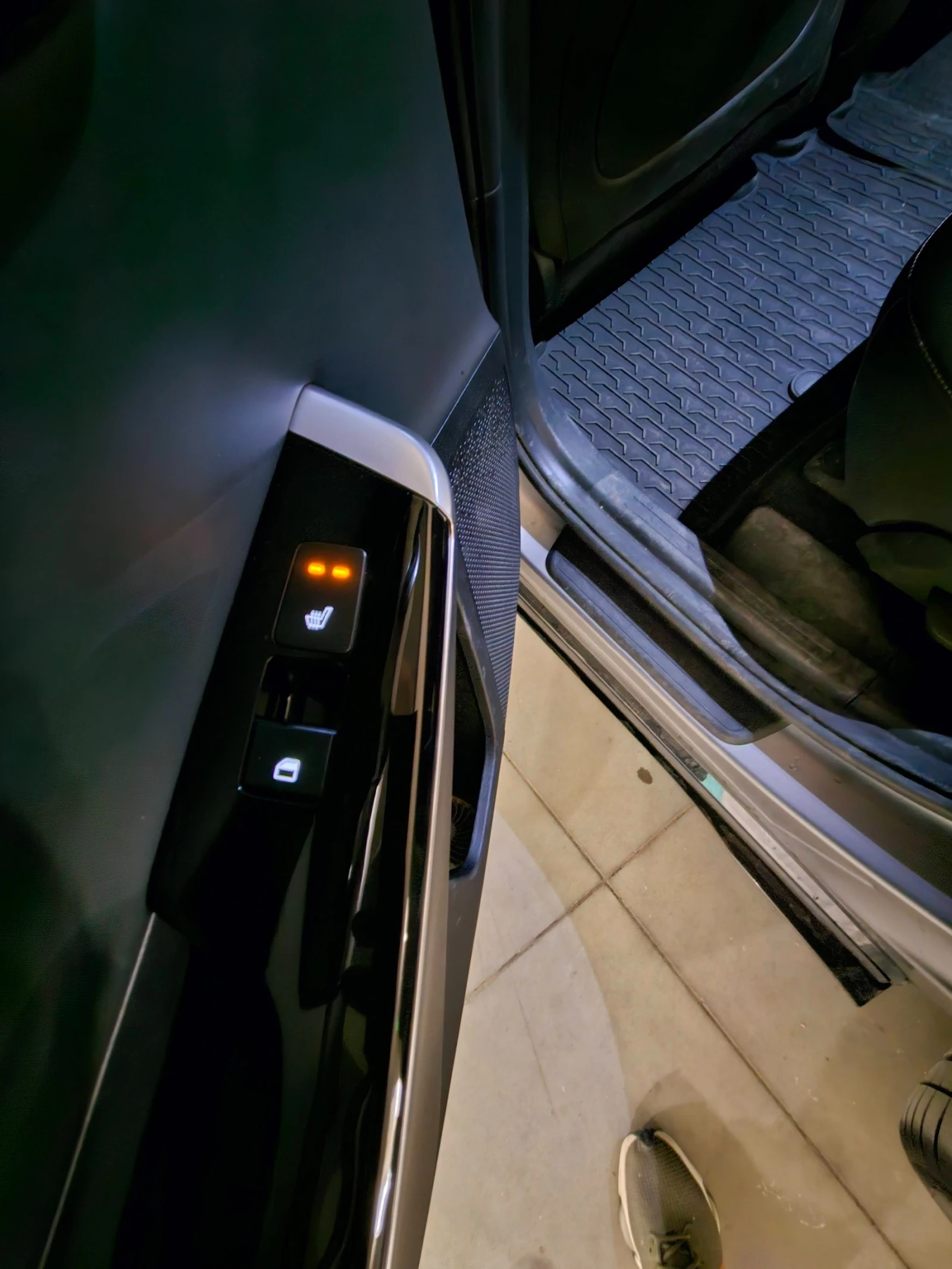 Kia EV6 4x4 Long range, снимка 6 - Автомобили и джипове - 53760297