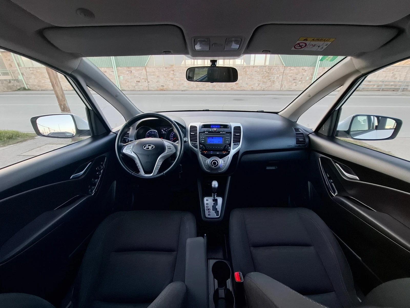 Hyundai Ix20 1.6i 125�.�. �������  �������� �������  | Mobile.bg � ����������� 13