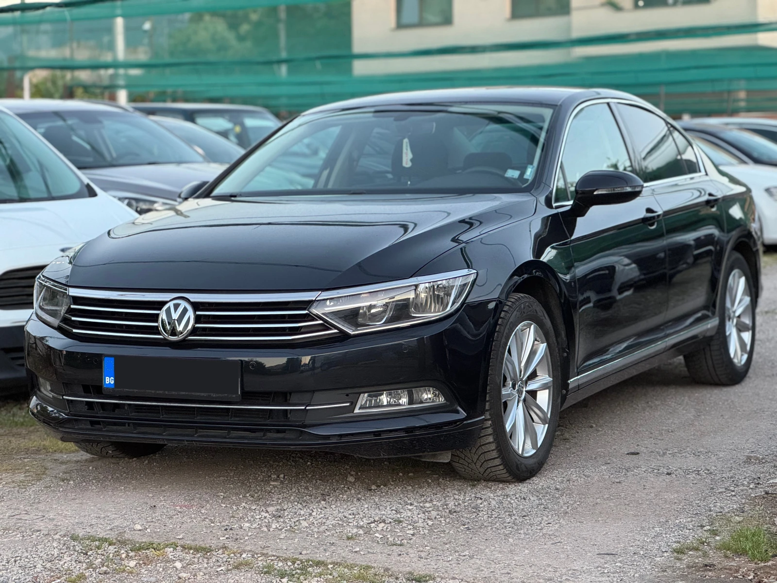 VW Passat 1.6TDI* NAVI, снимка 2 - Автомобили и джипове - 54712469