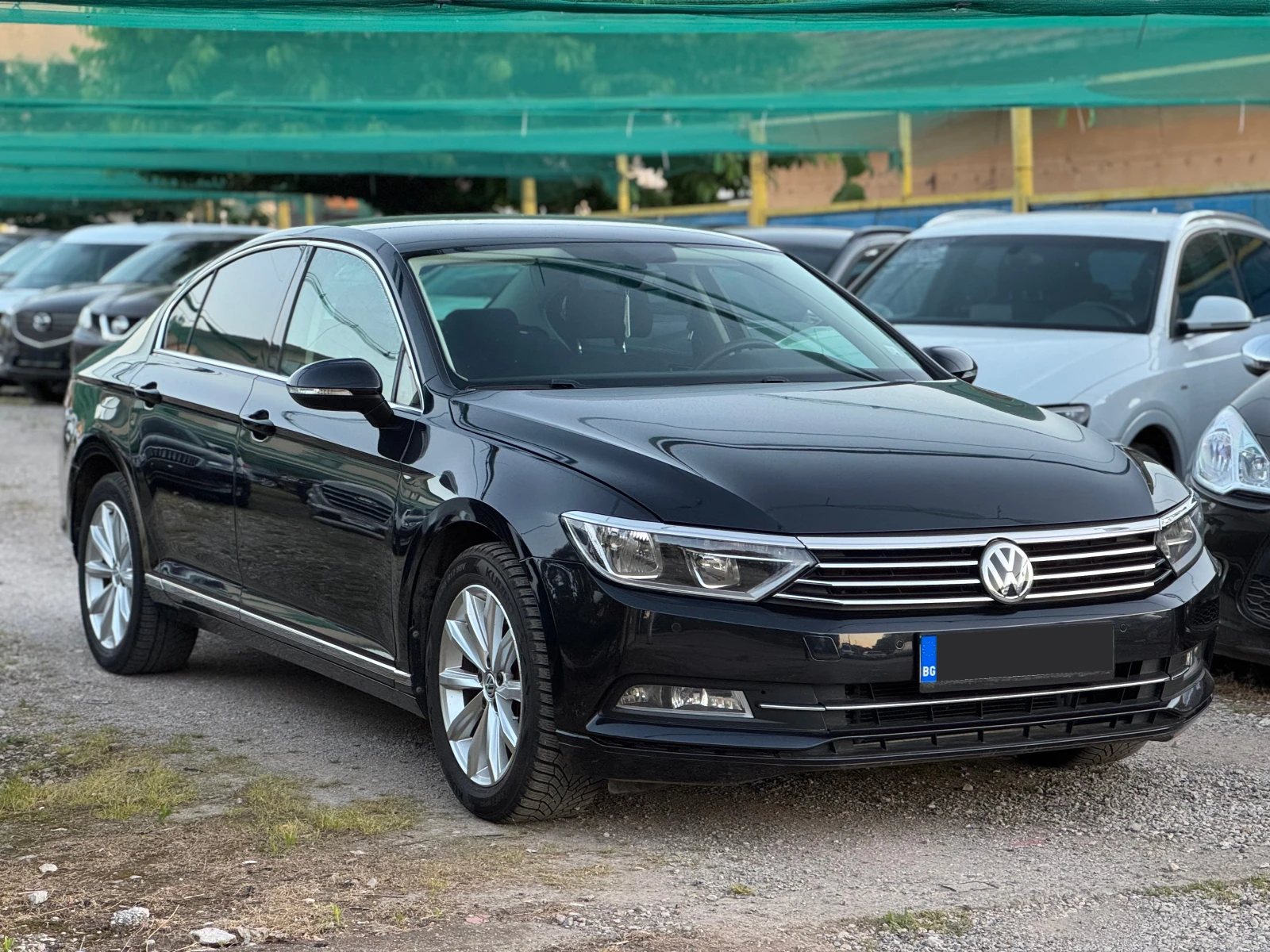 VW Passat 1.6TDI* NAVI, снимка 3 - Автомобили и джипове - 54712469