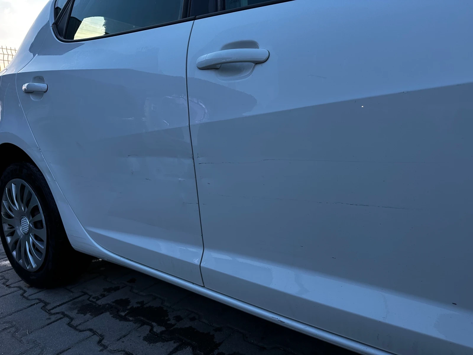 Seat Ibiza 1.2 газ/бензин, снимка 15 - Автомобили и джипове - 54802890