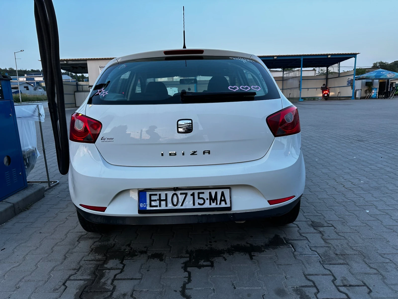 Seat Ibiza 1.2 газ/бензин, снимка 6 - Автомобили и джипове - 54802890