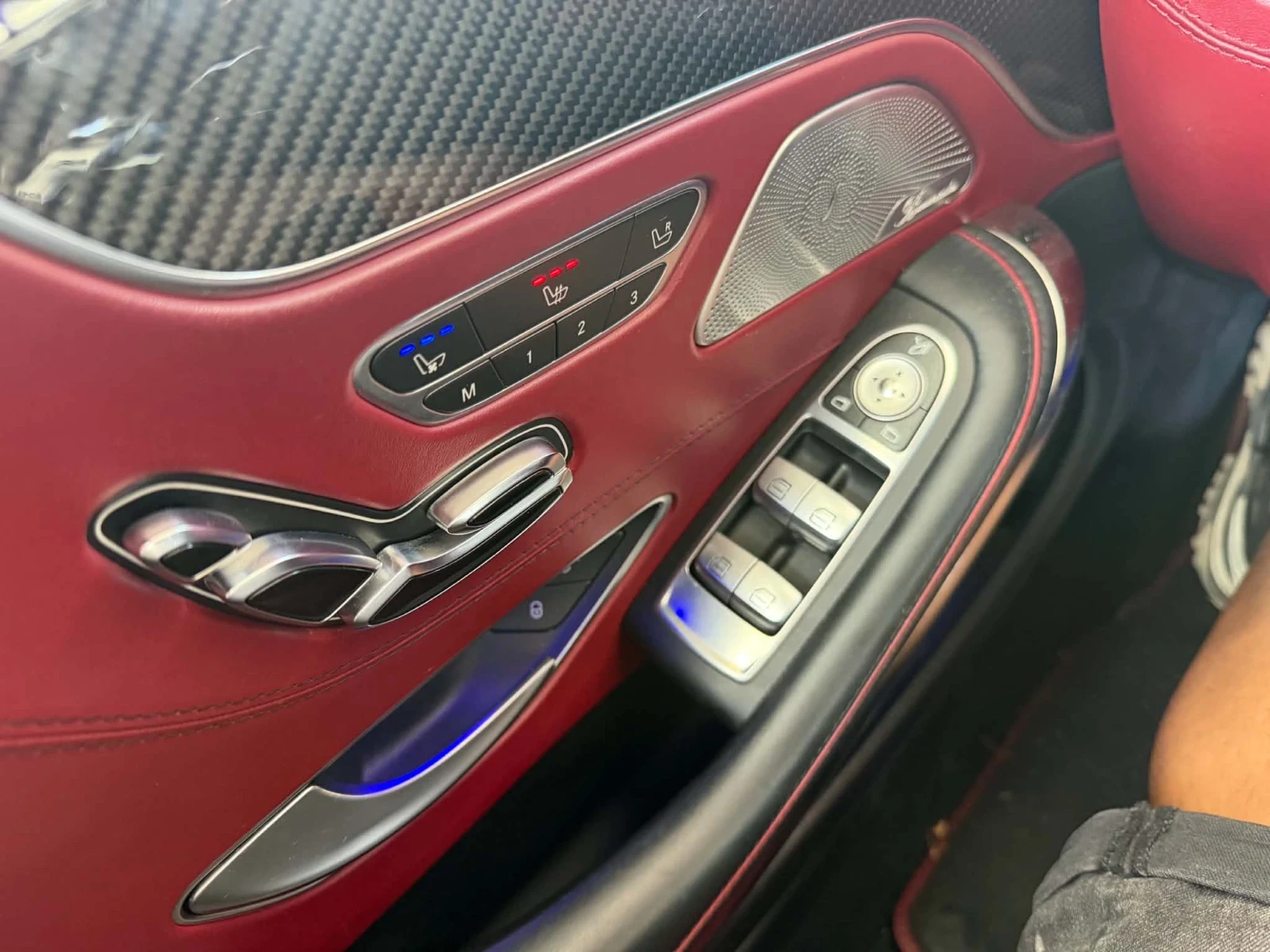 Mercedes-Benz S 63 AMG 5.5 Bi-Turbo, Ceramic, Lizing, снимка 13 - Автомобили и джипове - 55305589