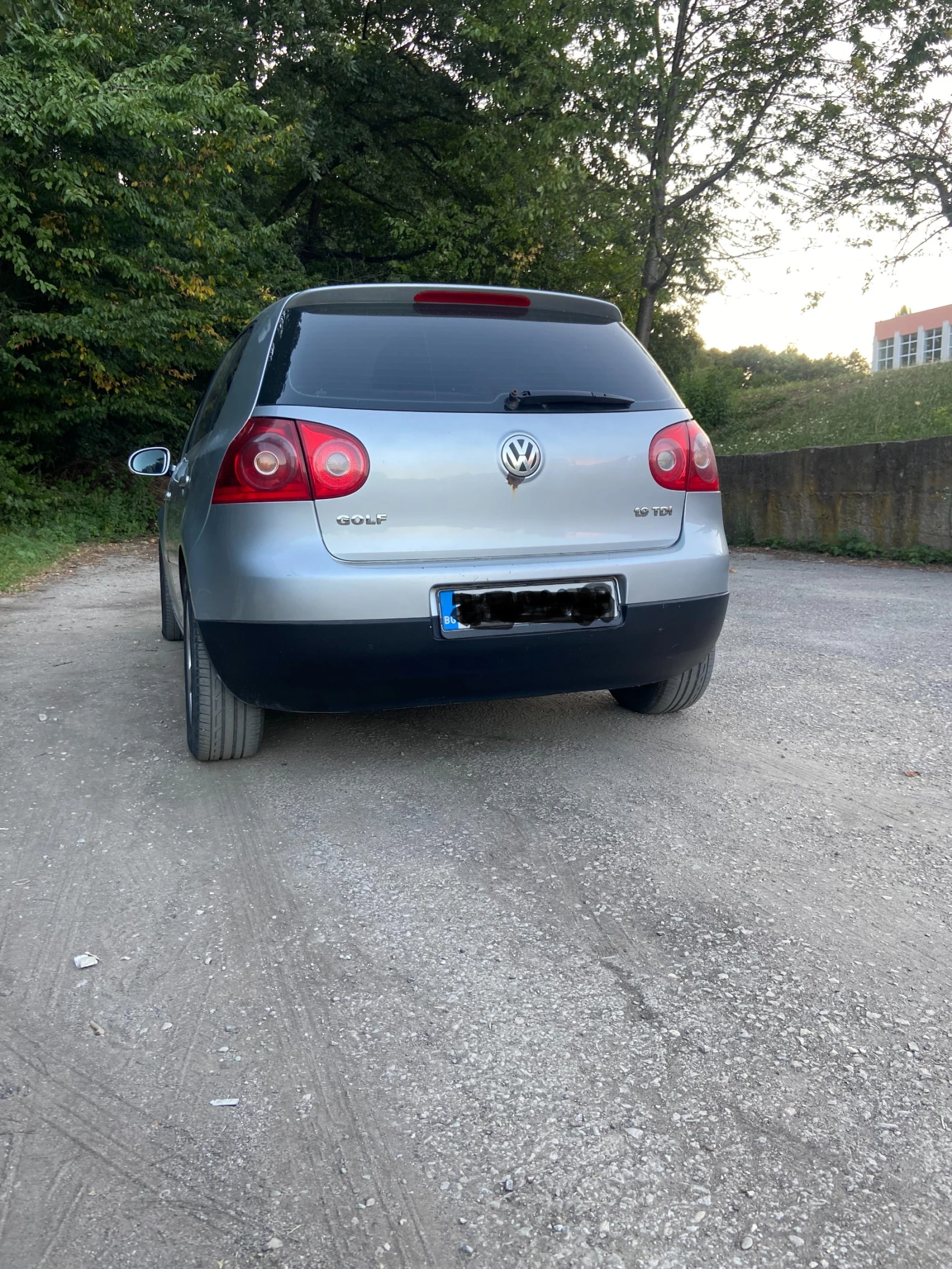 VW Golf 5, снимка 2 - Автомобили и джипове - 55530566