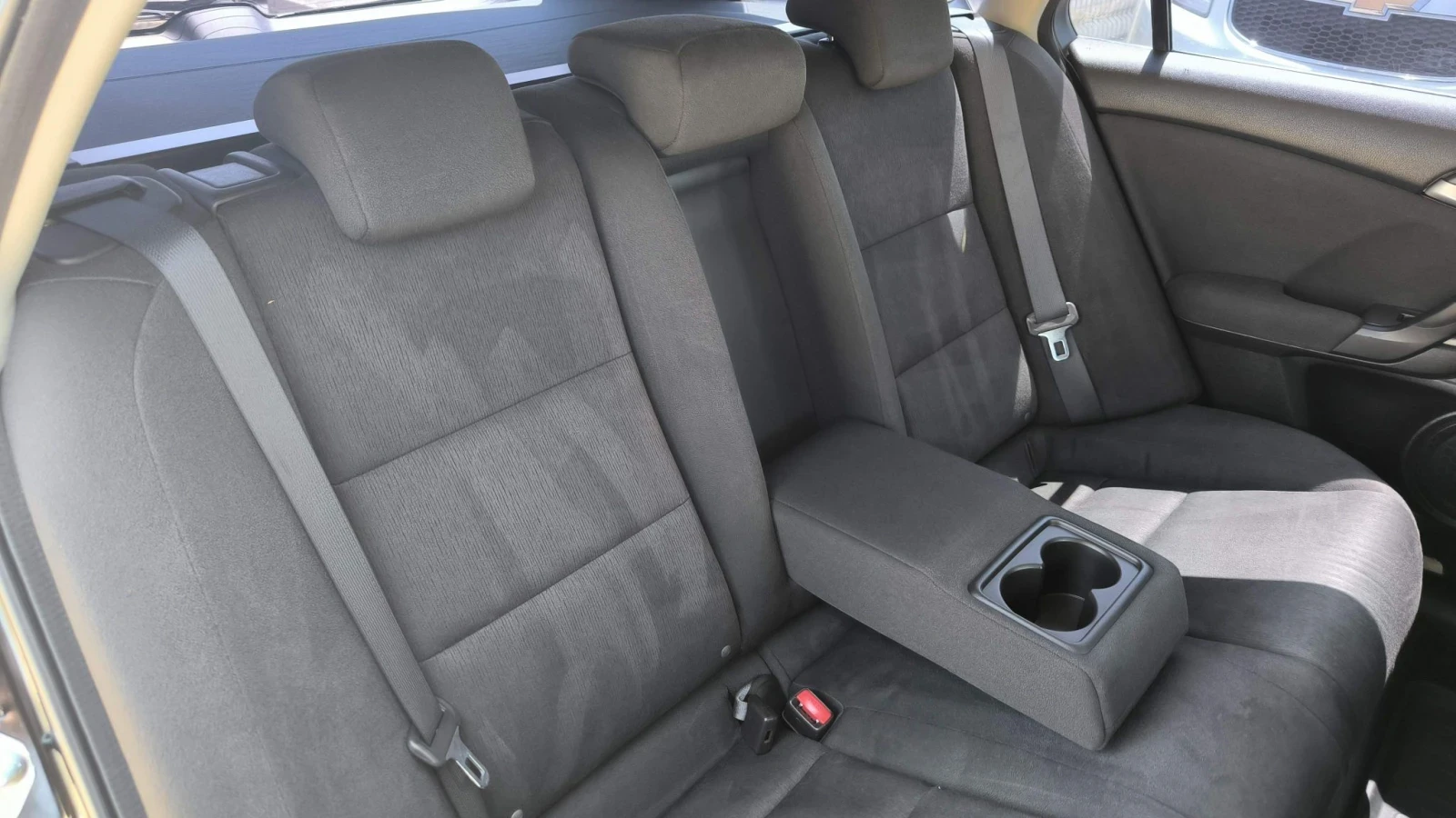 Honda Accord 2.0i Tourer, снимка 13 - Автомобили и джипове - 55616222