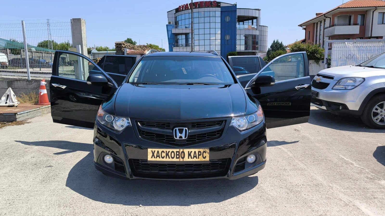 Honda Accord 2.0i Tourer, снимка 2 - Автомобили и джипове - 55616222