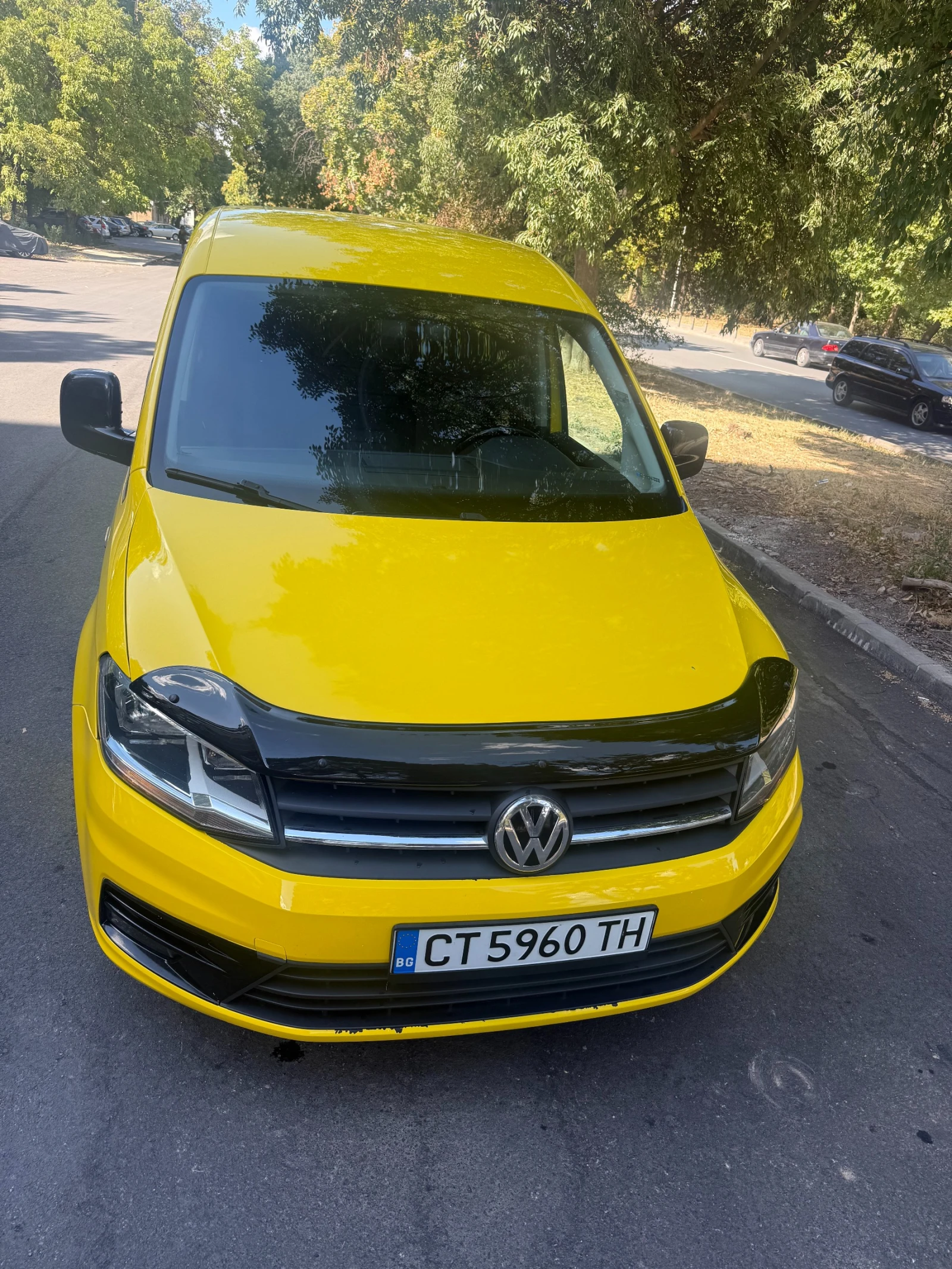 VW Caddy 2.0 TDI , снимка 4 - Автомобили и джипове - 56169593
