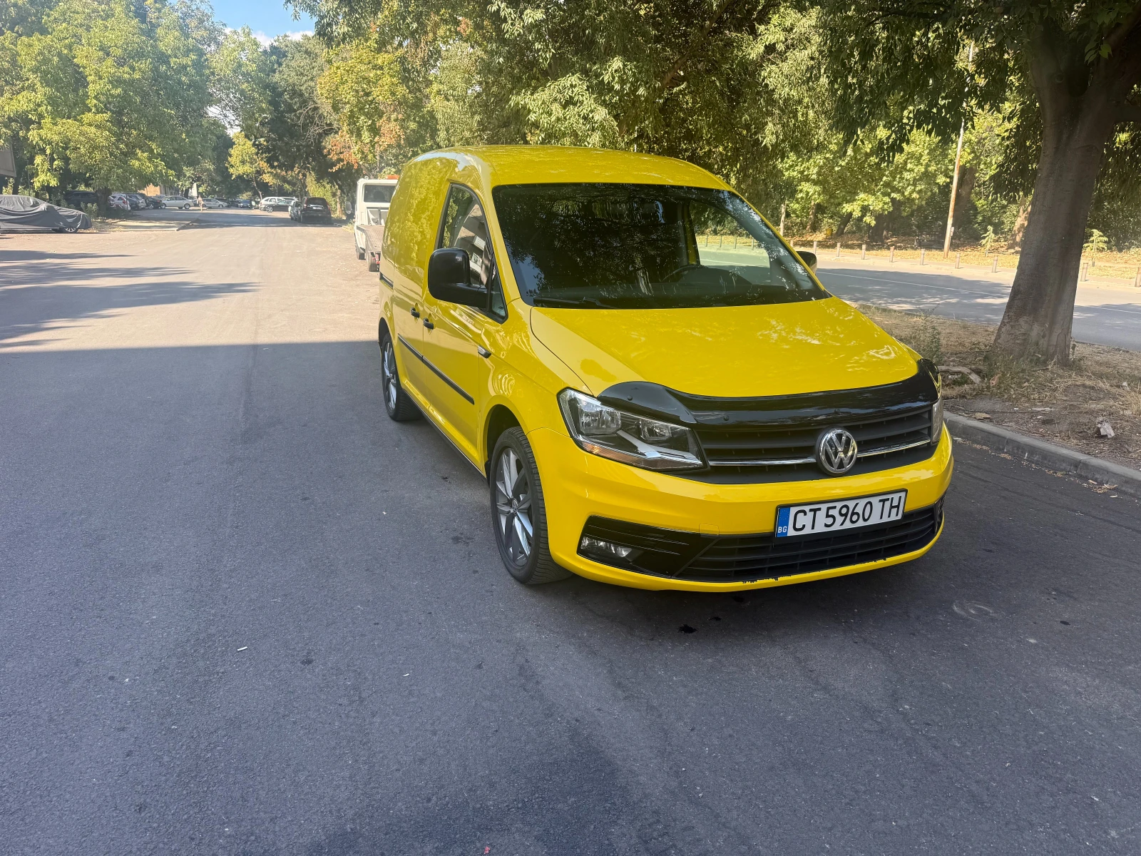 VW Caddy 2.0 TDI , снимка 2 - Автомобили и джипове - 56169593