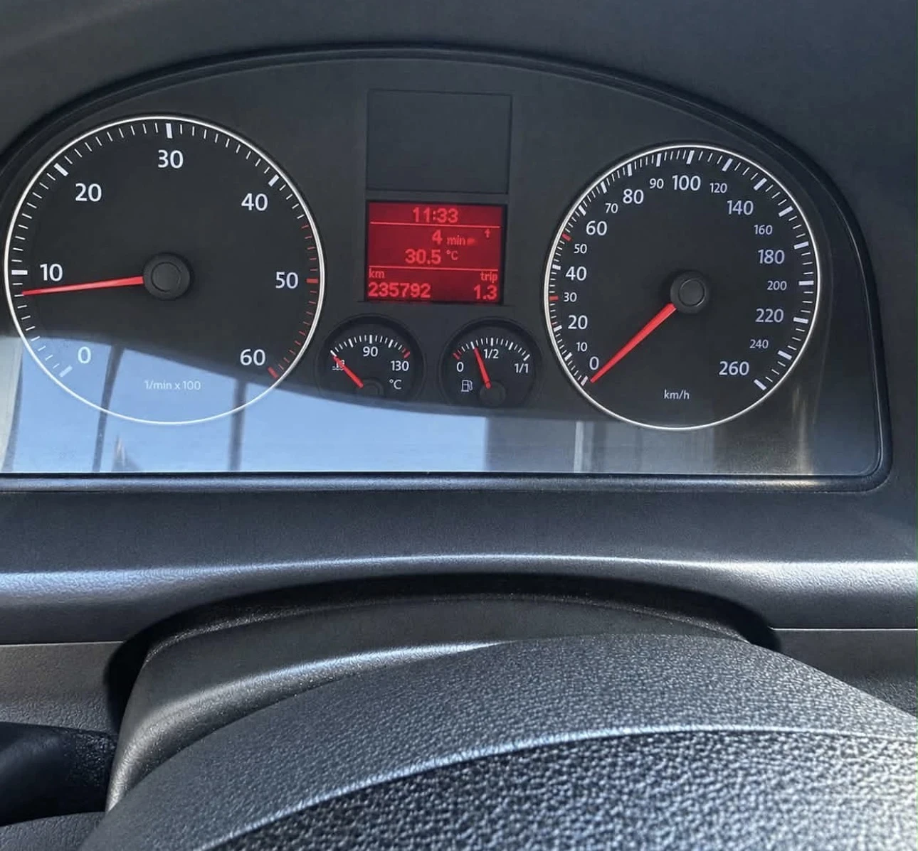 VW Touran 2.0 TDI 8 клапана , снимка 7 - Автомобили и джипове - 55991891