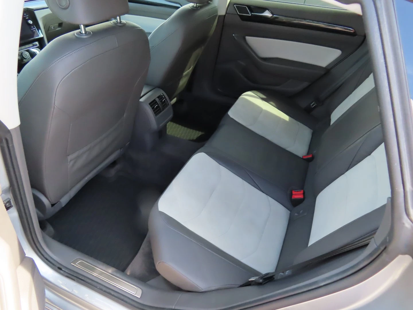 VW Arteon, снимка 7 - Автомобили и джипове - 56356337
