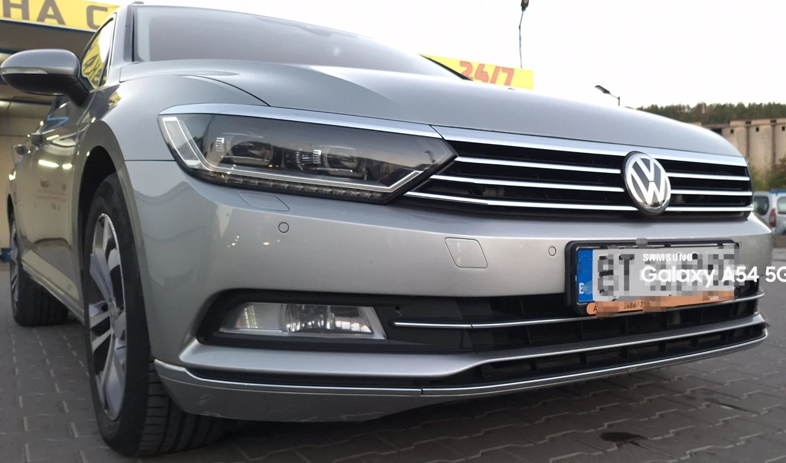 VW Passat 2.0 TDI, снимка 8 - Автомобили и джипове - 56122225
