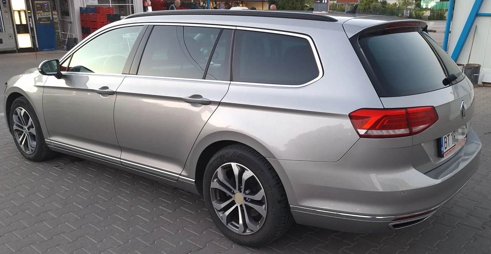 VW Passat 2.0 TDI, снимка 6 - Автомобили и джипове - 56122225