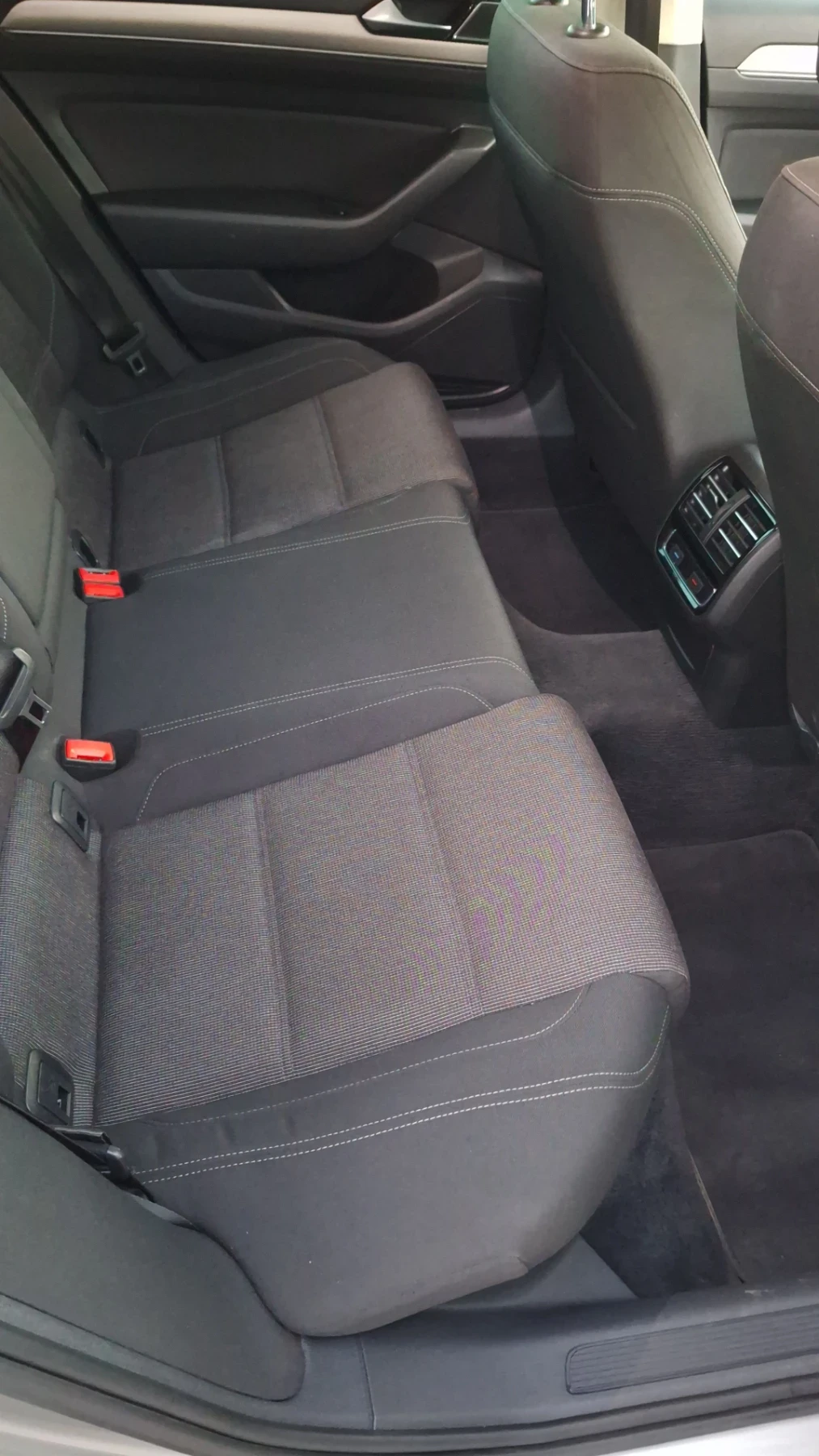 VW Passat 2.0 TDI, снимка 11 - Автомобили и джипове - 56122225