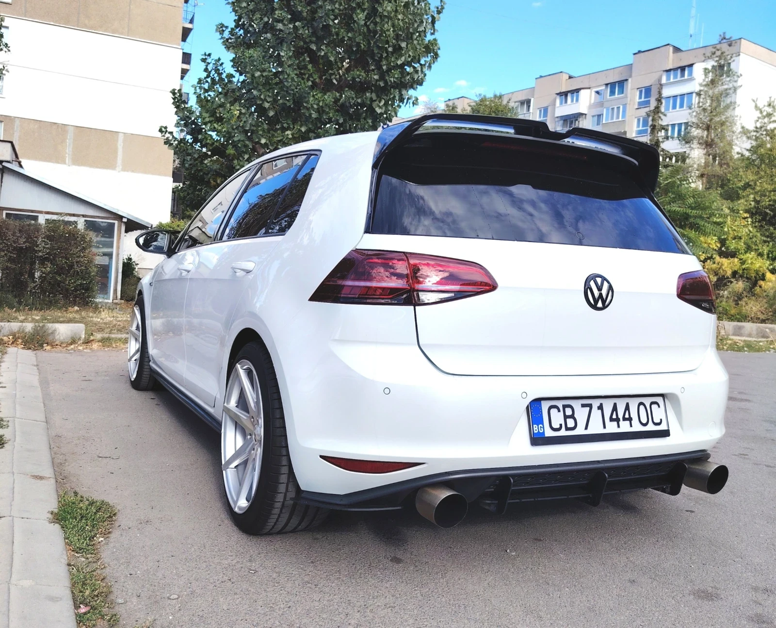 VW Golf GTI 2.0 TFS 230 PERFORMANCE, снимка 5 - Автомобили и джипове - 56221001