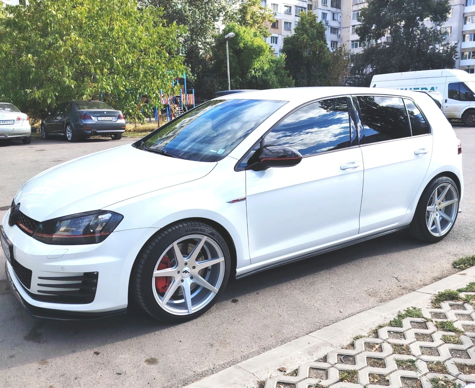 VW Golf GTI 2.0 TFS 230 PERFORMANCE, снимка 2 - Автомобили и джипове - 56221001